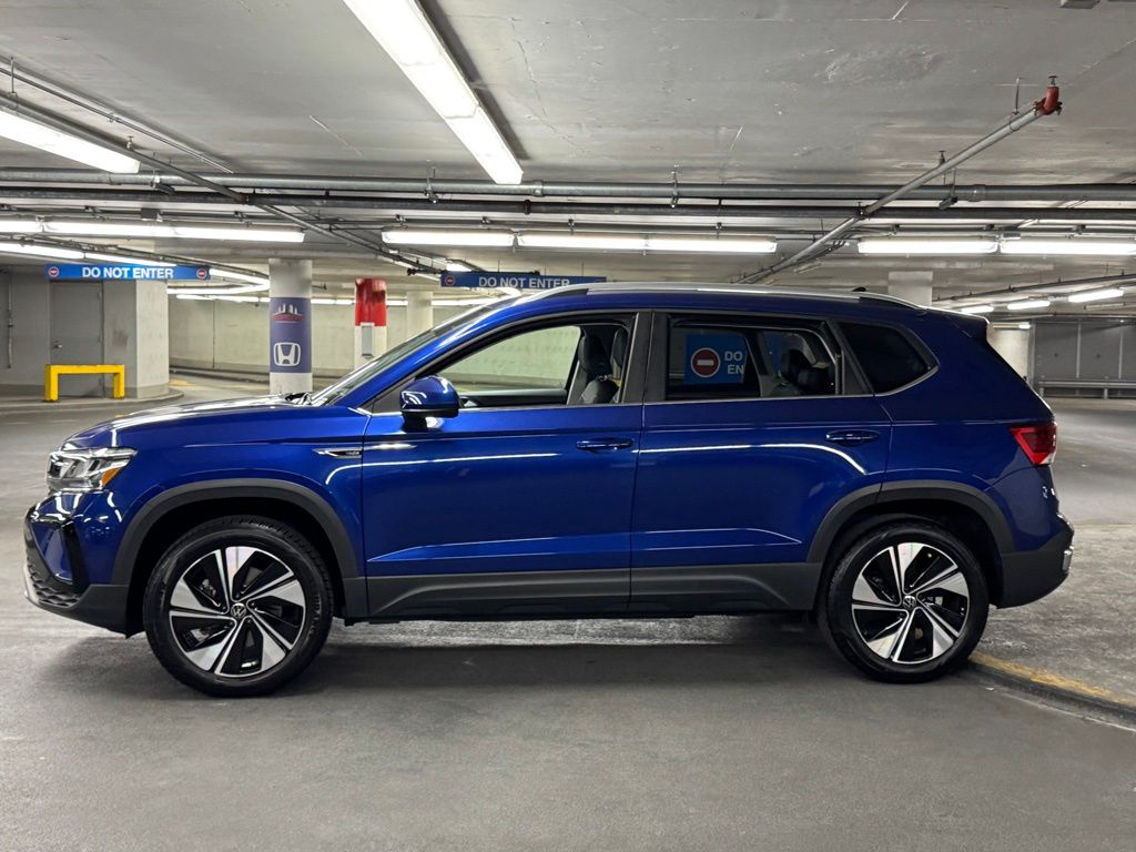 2024 Volkswagen Taos 1.5T SE 31