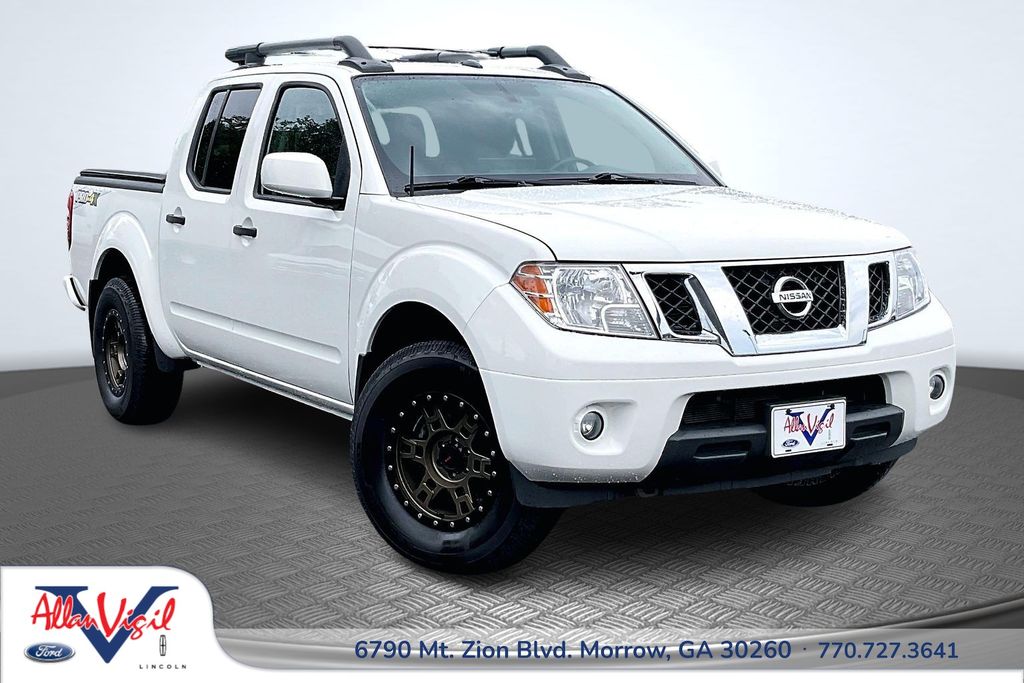 Glacier White 2020 Nissan Frontier Pickup Truck Four-Wheel Drive 9-Speed Automatic