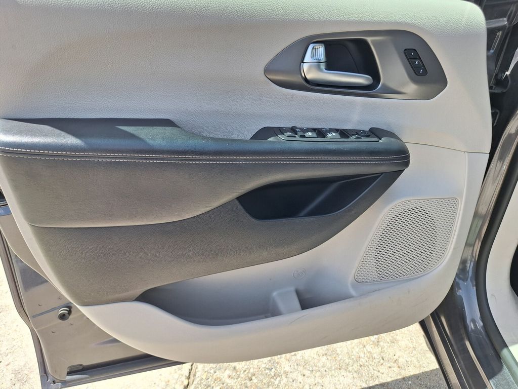 Certified Used 2023 Gray Chrysler Touring L image 30