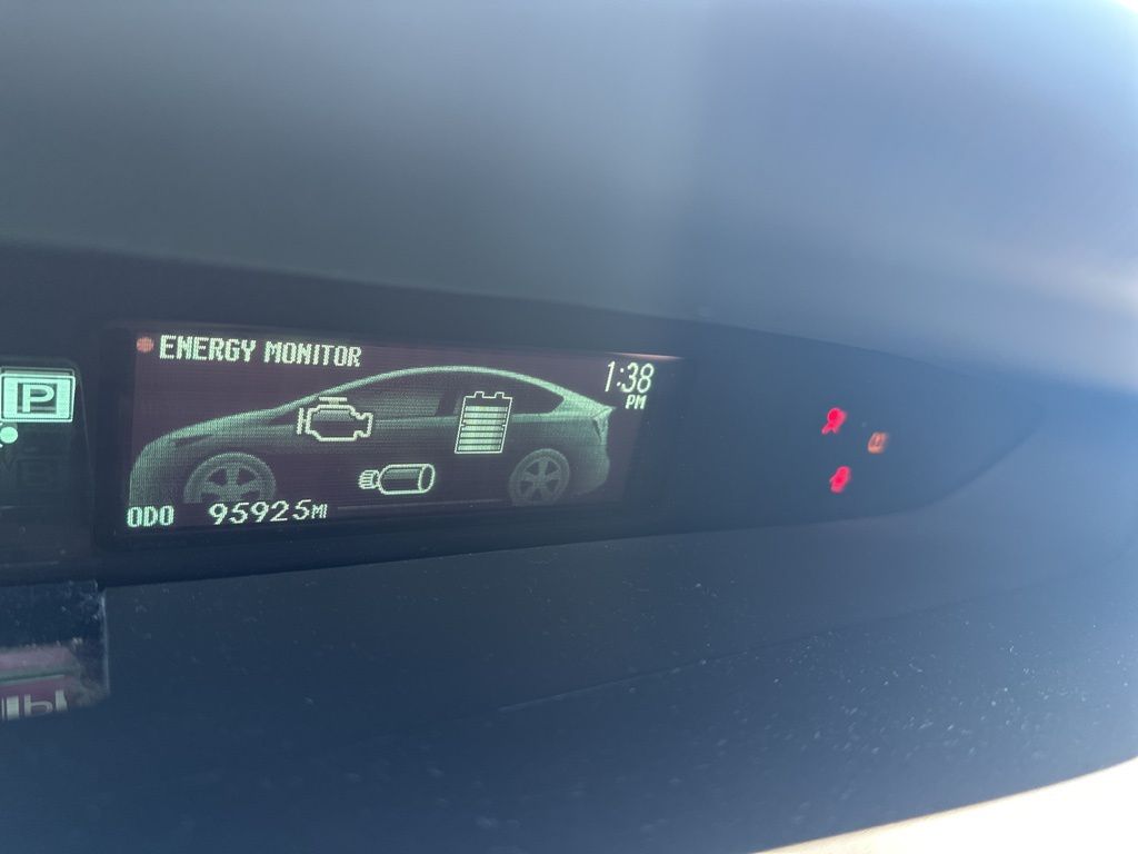 Thumbnail: 2014 Toyota Prius - 10