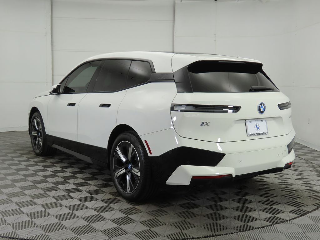 2024 BMW iX xDrive50 7