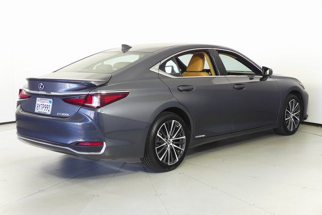 2022 Lexus ES 300h 7