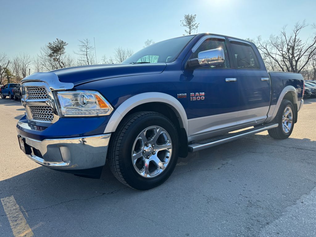 2014 RAM 1500 Laramie Crew Cab 4WD