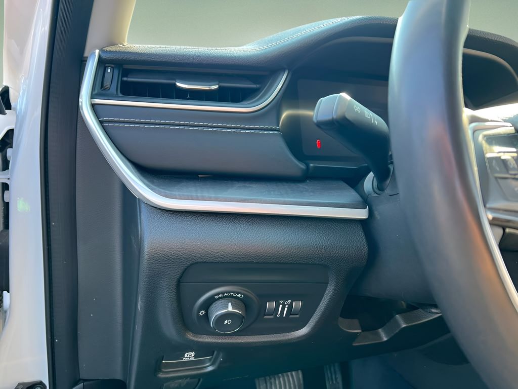 Used 2023 Jeep Grand Cherokee L SUV