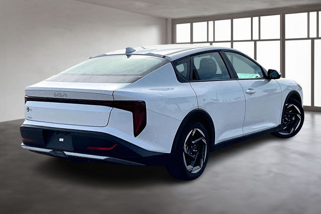 Used 2025 White Kia EX image 3