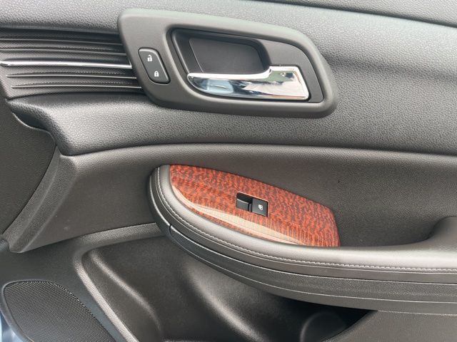 Thumbnail: 2013 Chevrolet Malibu - 28