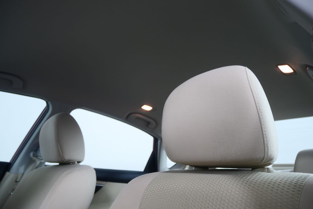 Thumbnail: 2014 Nissan Altima - 12