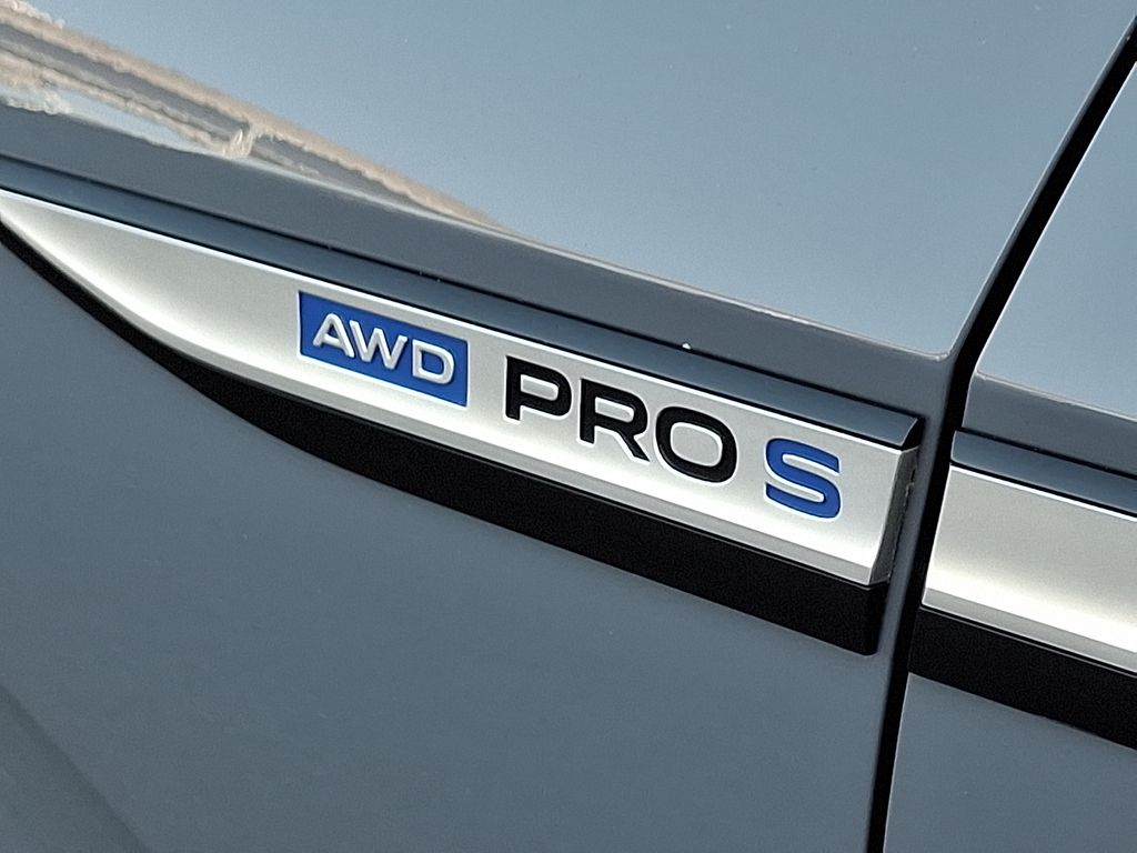 Thumbnail: 2023 Volkswagen ID.4 - 29