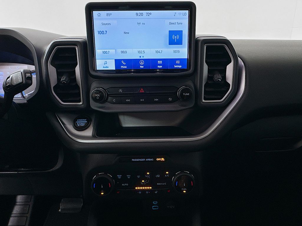 Thumbnail: 2022 Ford Bronco Sport - 15