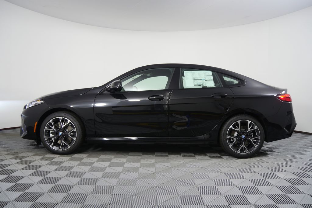 Thumbnail: 2026 BMW 2 Series - 6