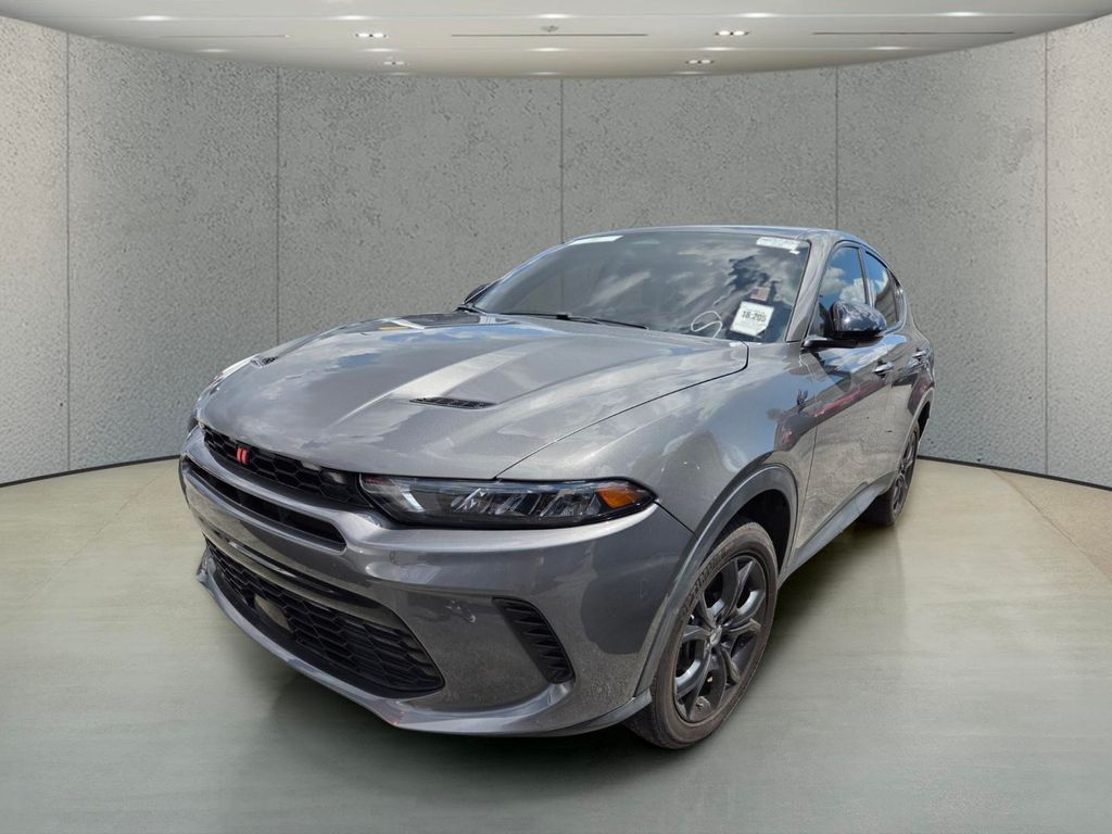 Used 2023 Dodge Hornet SUV