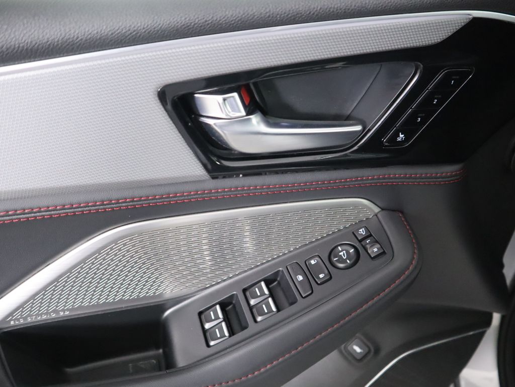 Thumbnail: 2023 Acura MDX - 24