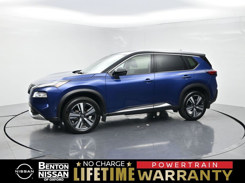 Caspian Blue Metallic/Super Black 2023 Nissan Rogue Platinum AWD SUV / Crossover All-Wheel Drive Continuously Variable Transmission