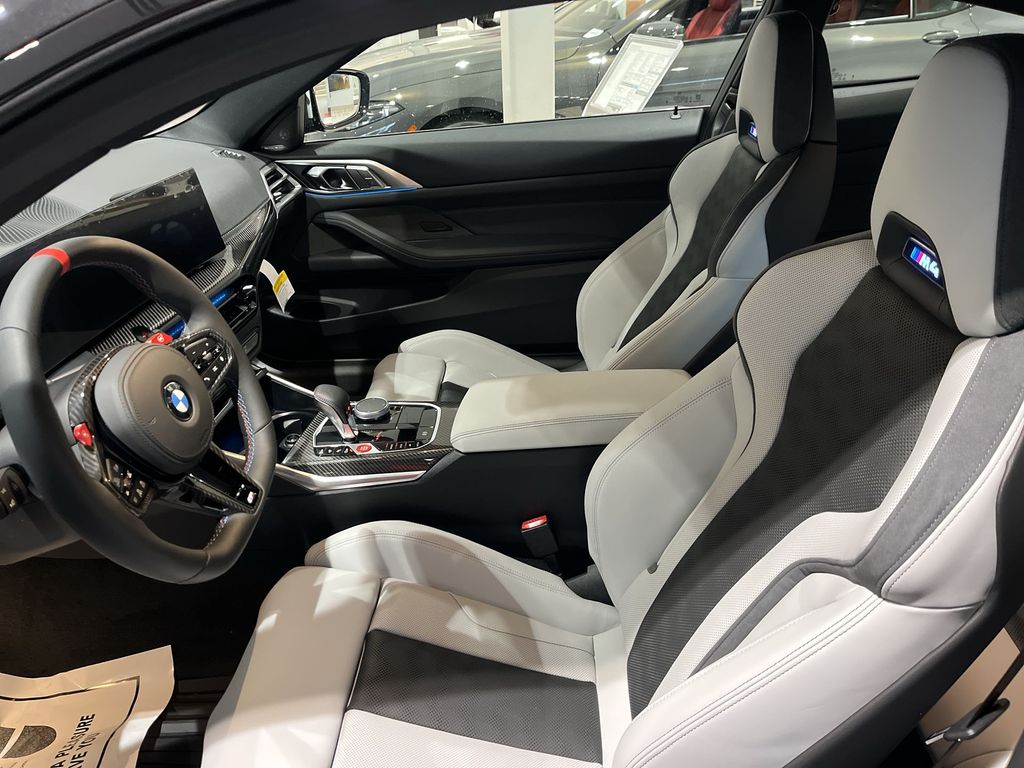 Thumbnail: 2026 BMW M4 - 3