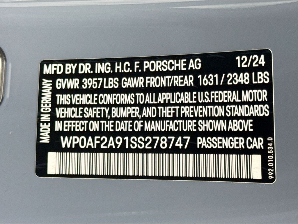 Thumbnail: 2025 Porsche 911 - 31