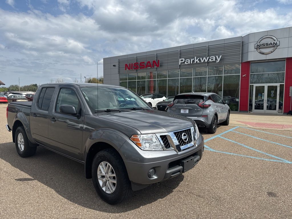 Nissan Frontier SV V6 Crew Cab 4WD