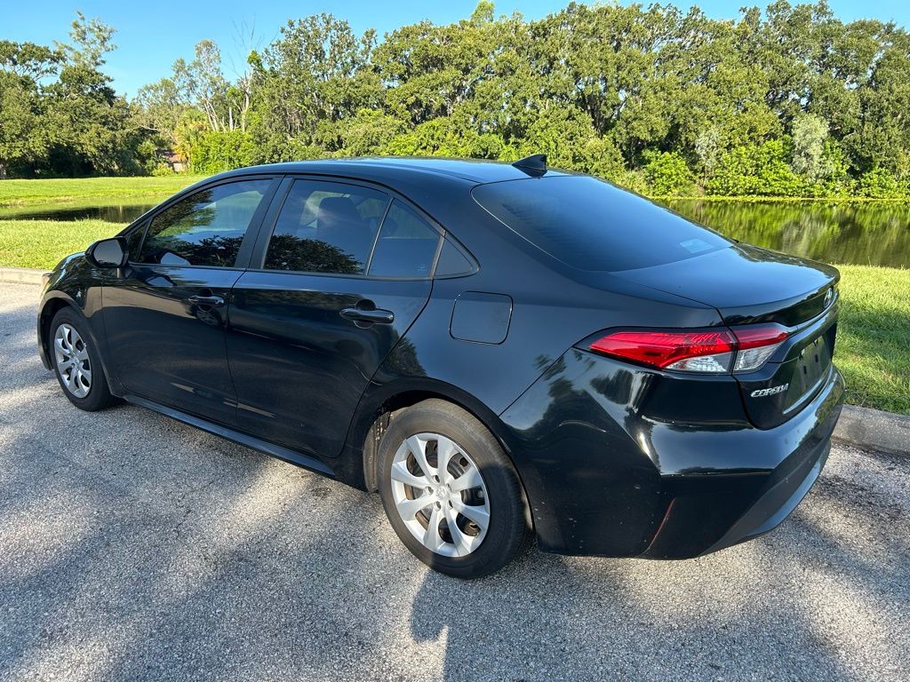 Thumbnail: 2022 Toyota Corolla - 3