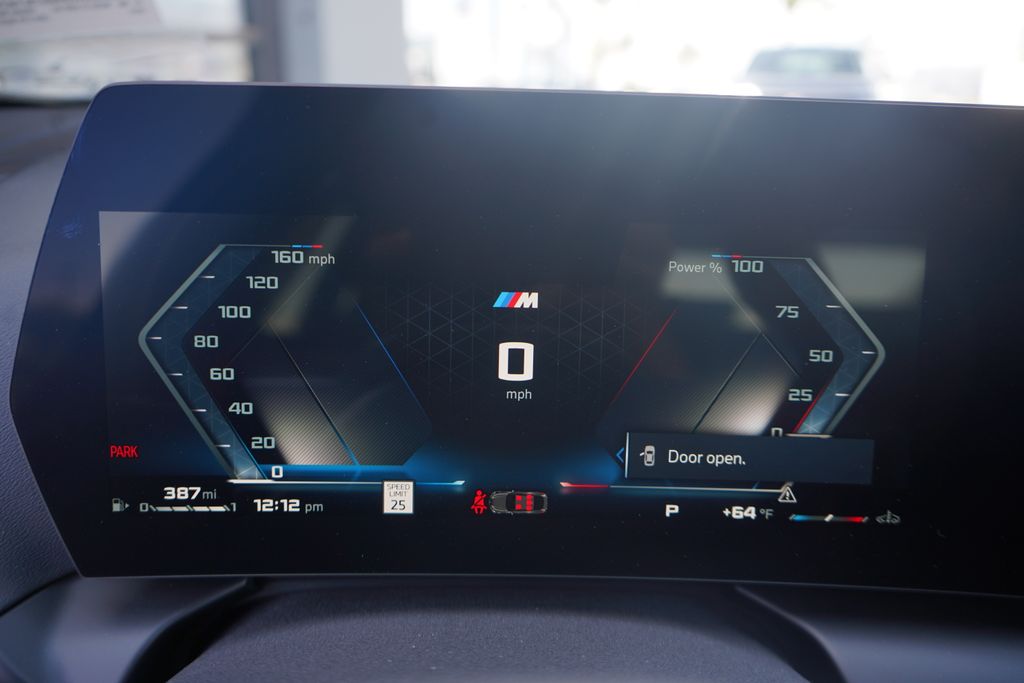 Thumbnail: 2025 BMW 2 Series - 16