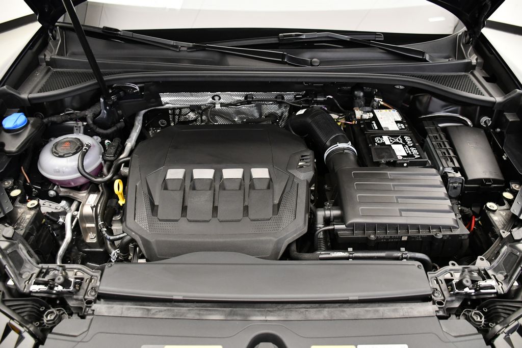 Thumbnail: 2025 Audi Q3 - 12