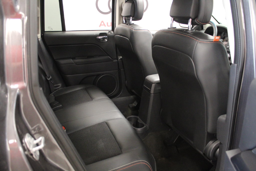 Thumbnail: 2016 Jeep Compass - 26