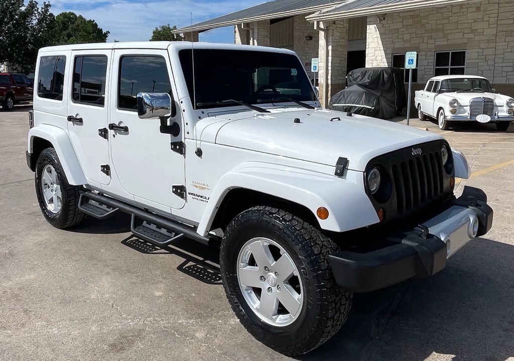 2011 Jeep Wrangler Unlimited Sahara White at Emmons Autoplex