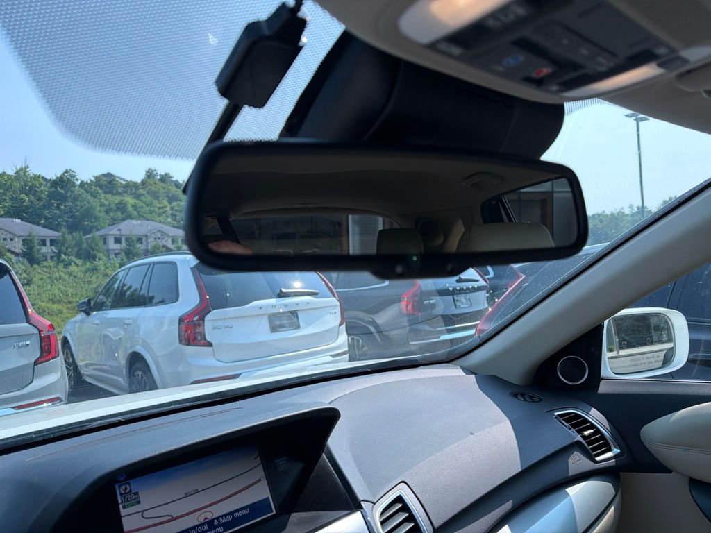 Used 2016  Acura Base image 10