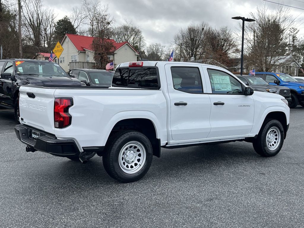 2024 Chevrolet Colorado Work Truck photo