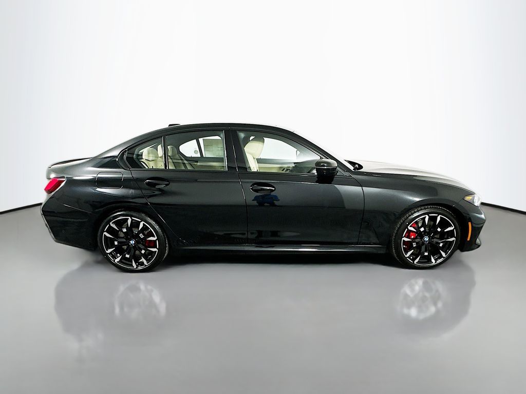 Thumbnail: 2026 BMW 3 Series - 4