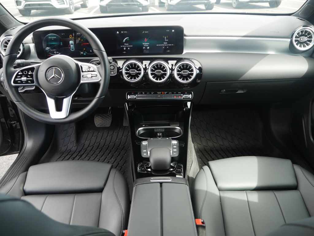 Thumbnail: 2022 Mercedes-Benz A-Class - 27