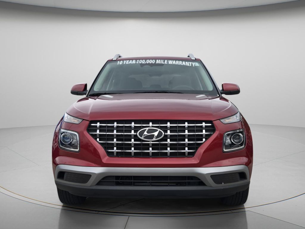 2023 Hyundai Venue - $17,999