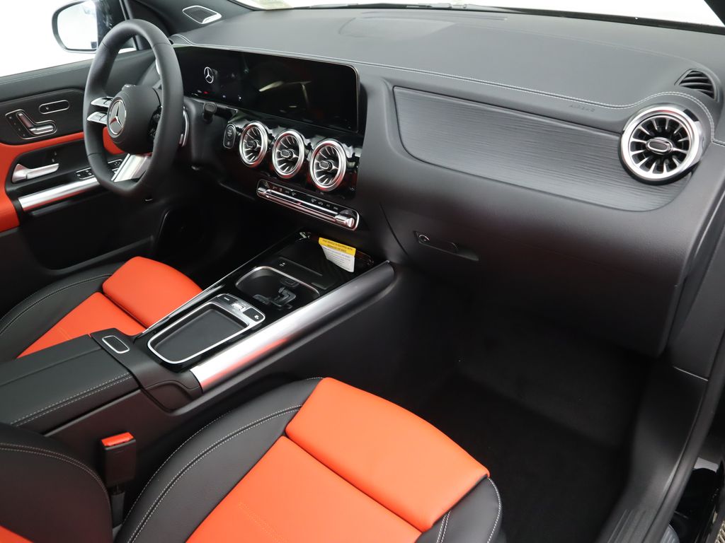 Thumbnail: 2026 Mercedes-Benz GLA - 19