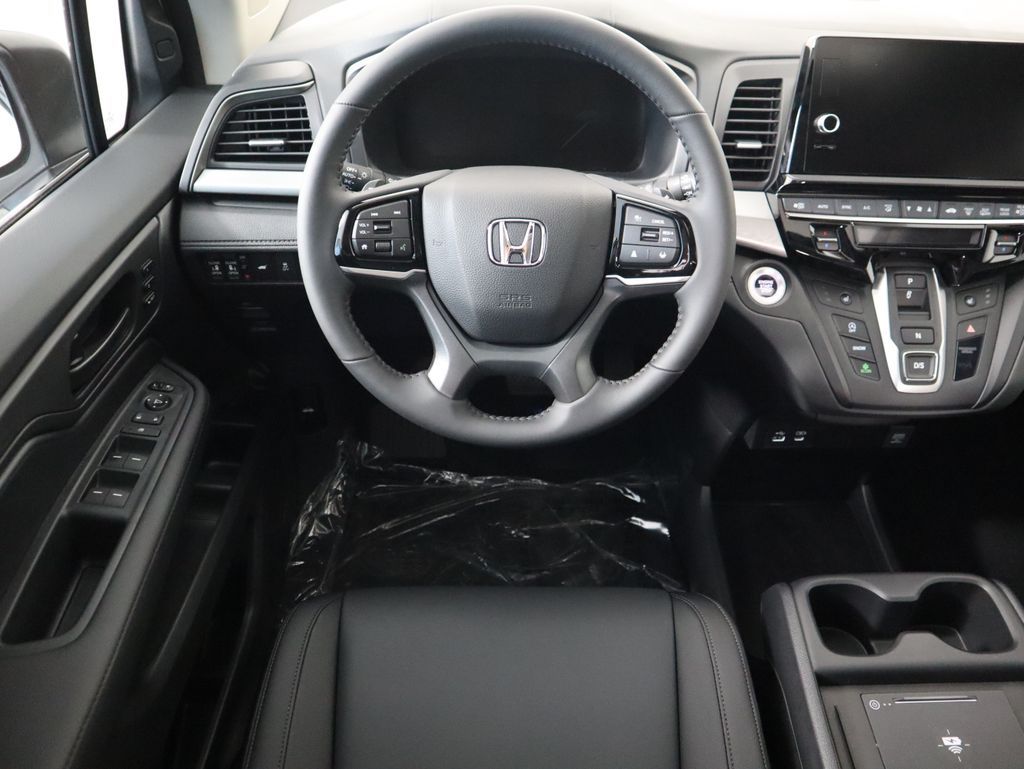 Thumbnail: 2026 Honda Odyssey - 10