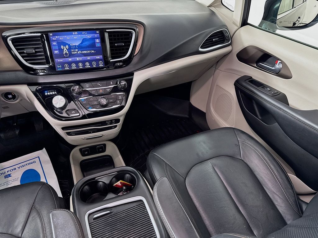 Used Car 2019 Chrysler Pacifica  Touring L Plus For Sale Under $20,000 In Austin, Texas