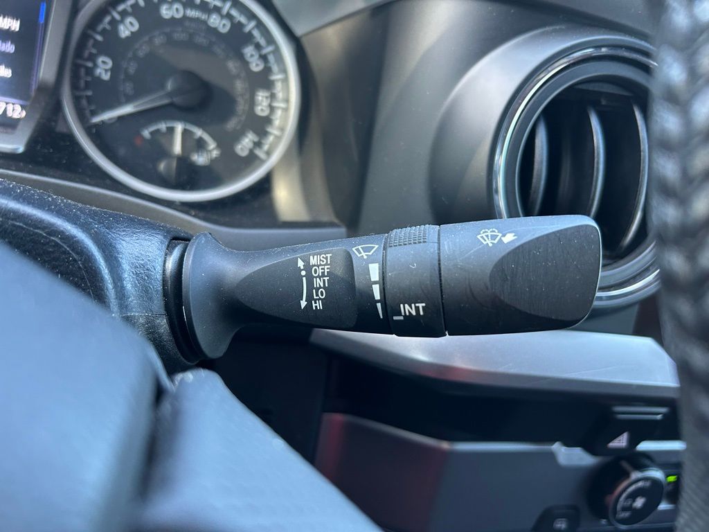 Thumbnail: 2023 Toyota Tacoma - 18