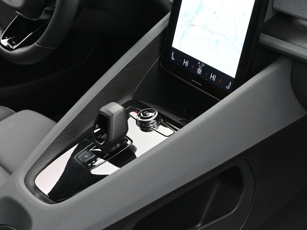 2022 Polestar 2 Long Range Dual Motor