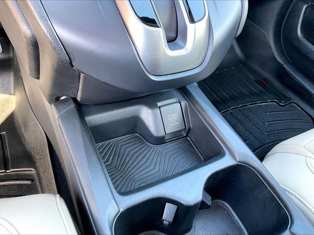 2017 Honda CR-V — photo 26