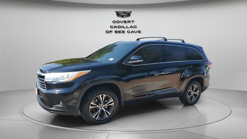 Used Car 2016 Toyota Highlander  Xle V6 For Sale In Austin, Texas