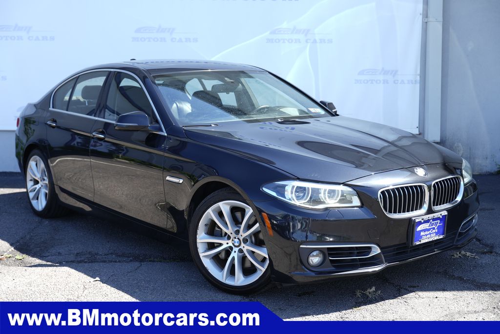 Black Sapphire Metallic 2015 BMW 5 Series Sedan All-Wheel Drive 8-Speed Automatic