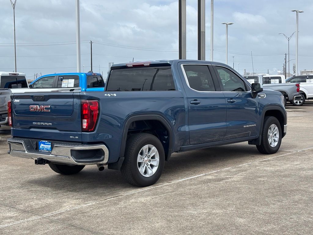 2024 GMC Sierra 1500 SLE - 11