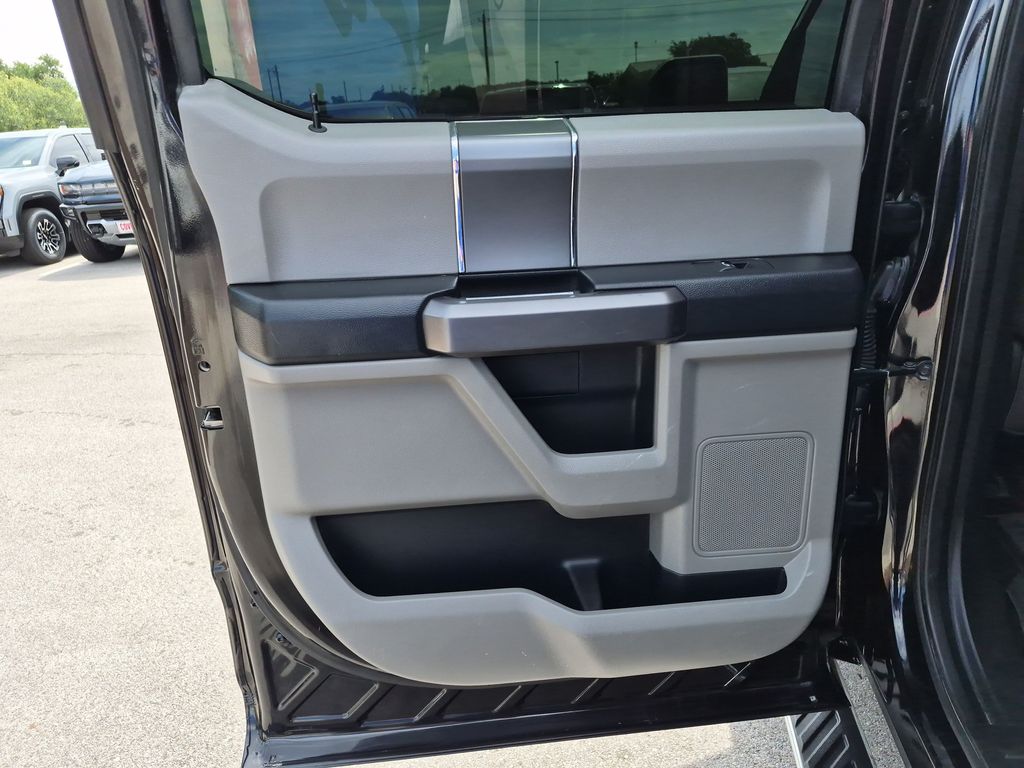 Used Car 2019 Ford F-150  Xlt For Sale Under $25,000 In Austin, Texas