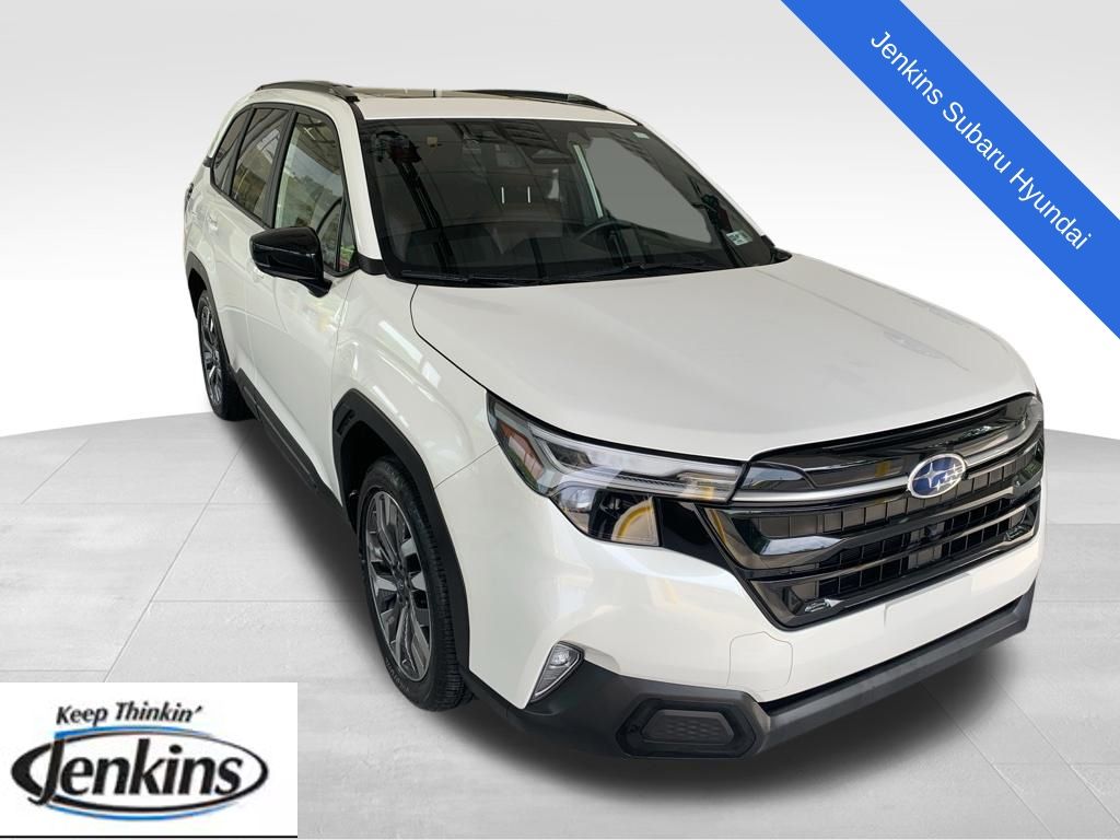 Crystal White Pearl 2025 Subaru Forester SUV / Crossover All-Wheel Drive Continuously Variable Transmission