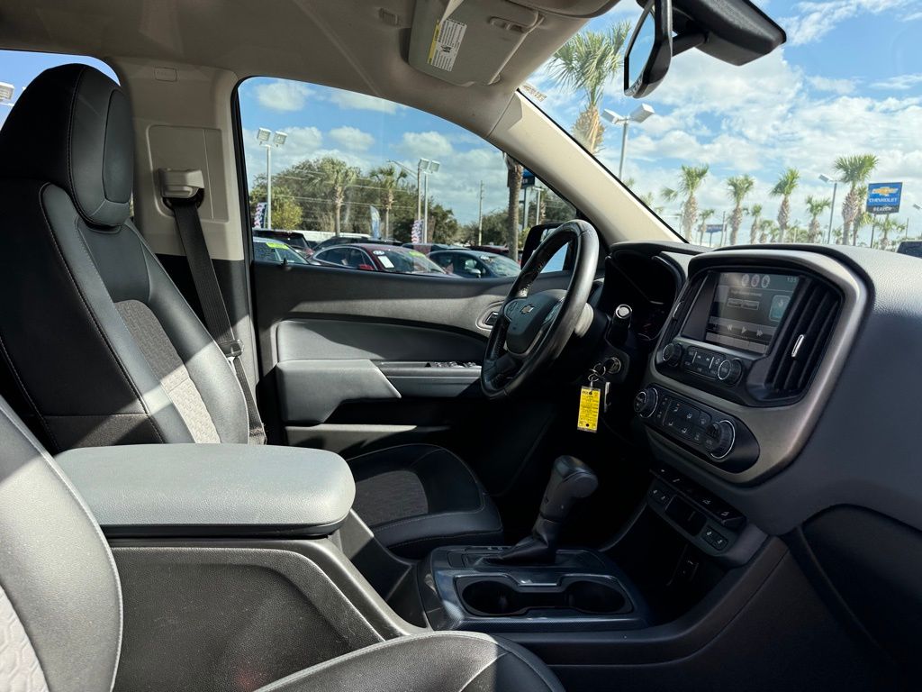 2015 Chevrolet Colorado Z71 25