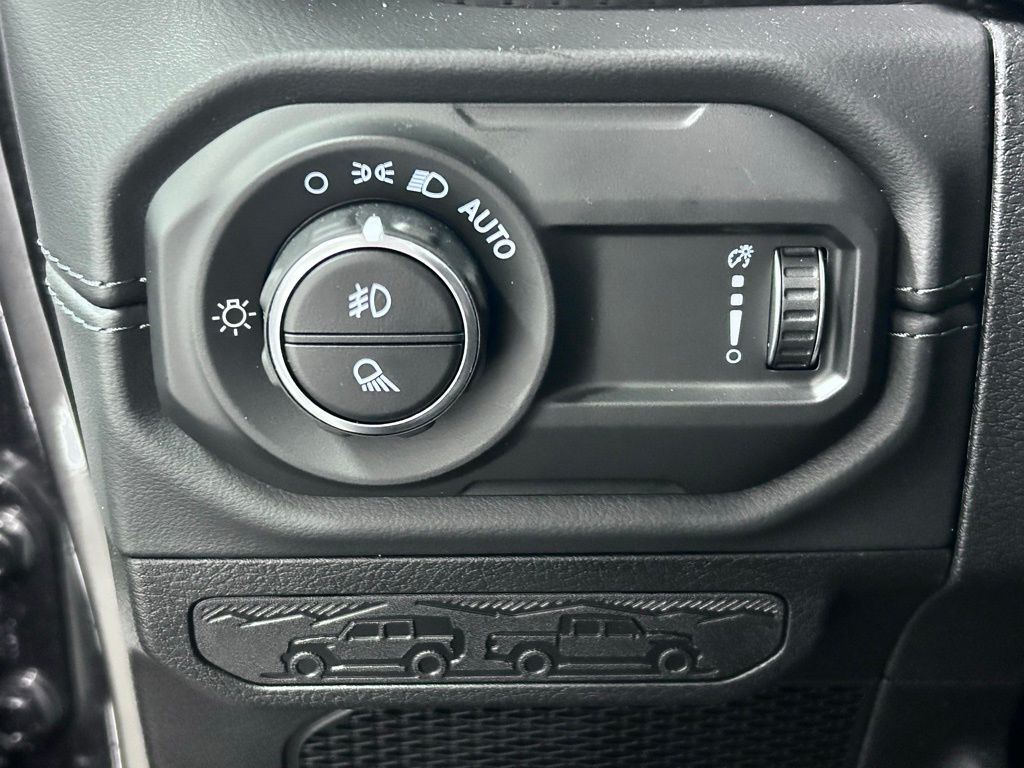 new 2026 Jeep Gladiator car, priced at $60,873