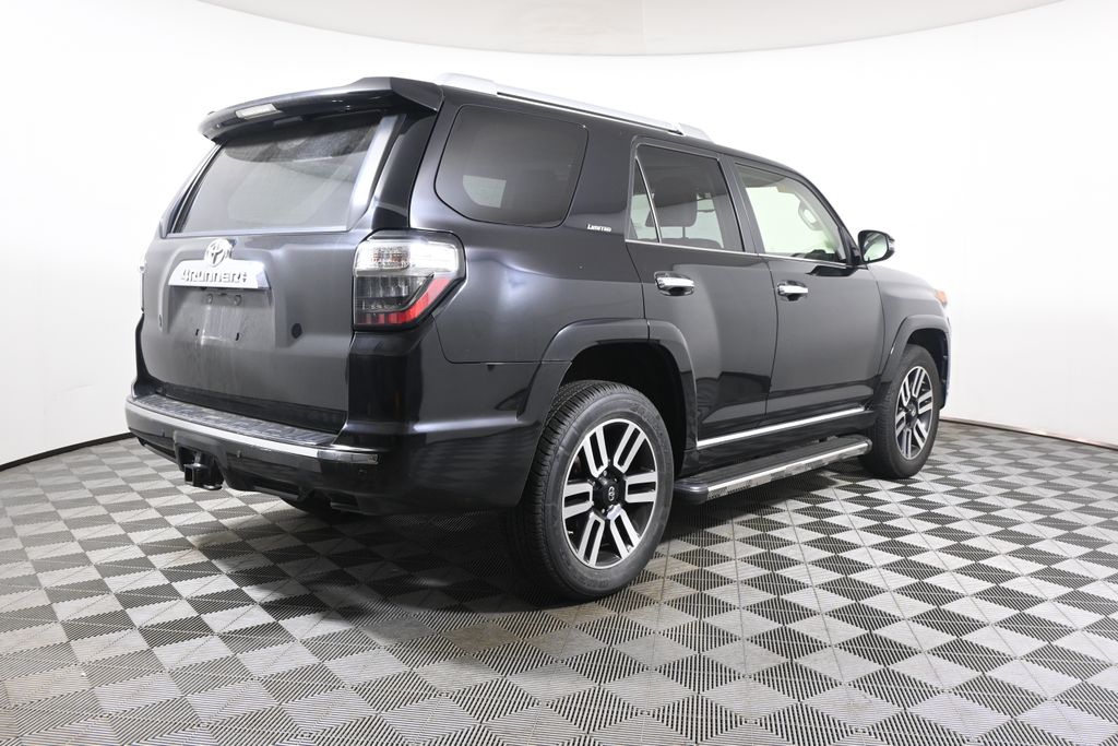 Thumbnail: 2019 Toyota 4Runner - 7