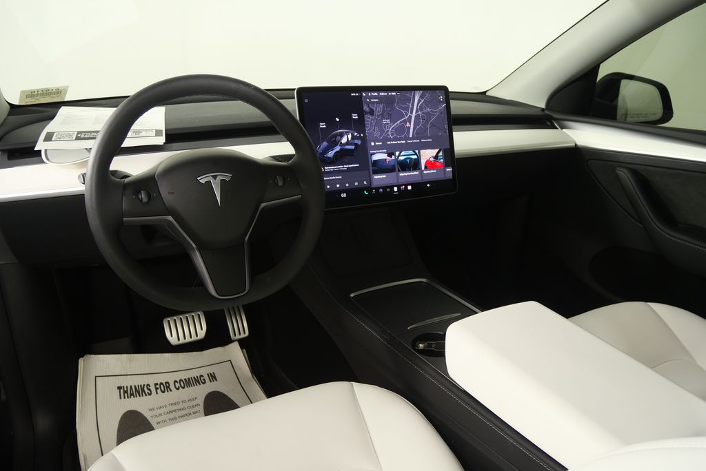 2024 Tesla Model Y Performance 19