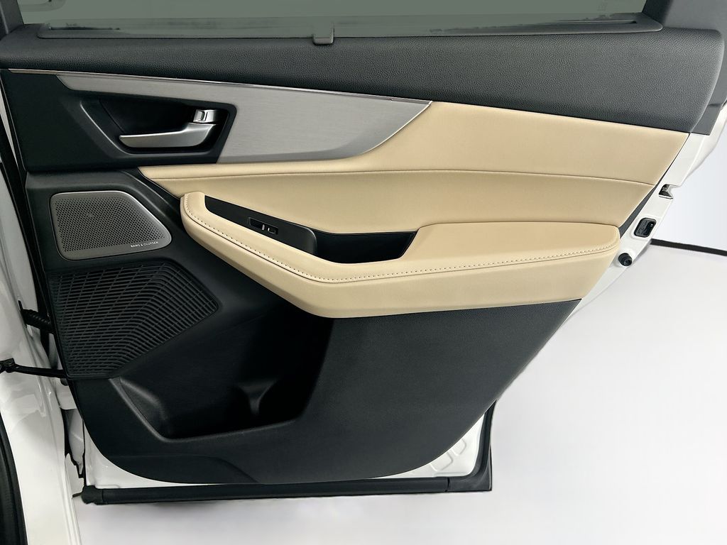 Thumbnail: 2026 Acura MDX - 26