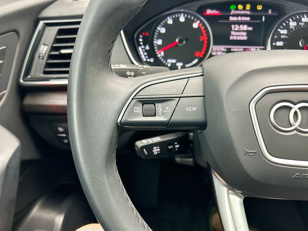 Thumbnail: 2023 Audi Q5 - 11