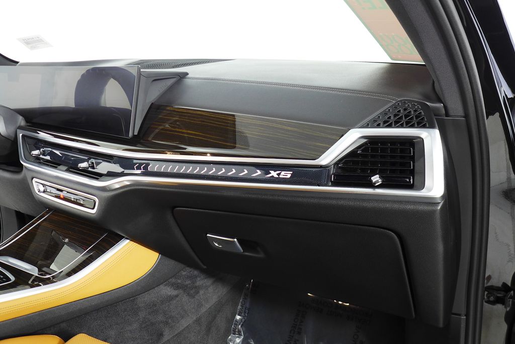 Thumbnail: 2024 BMW X5 - 14