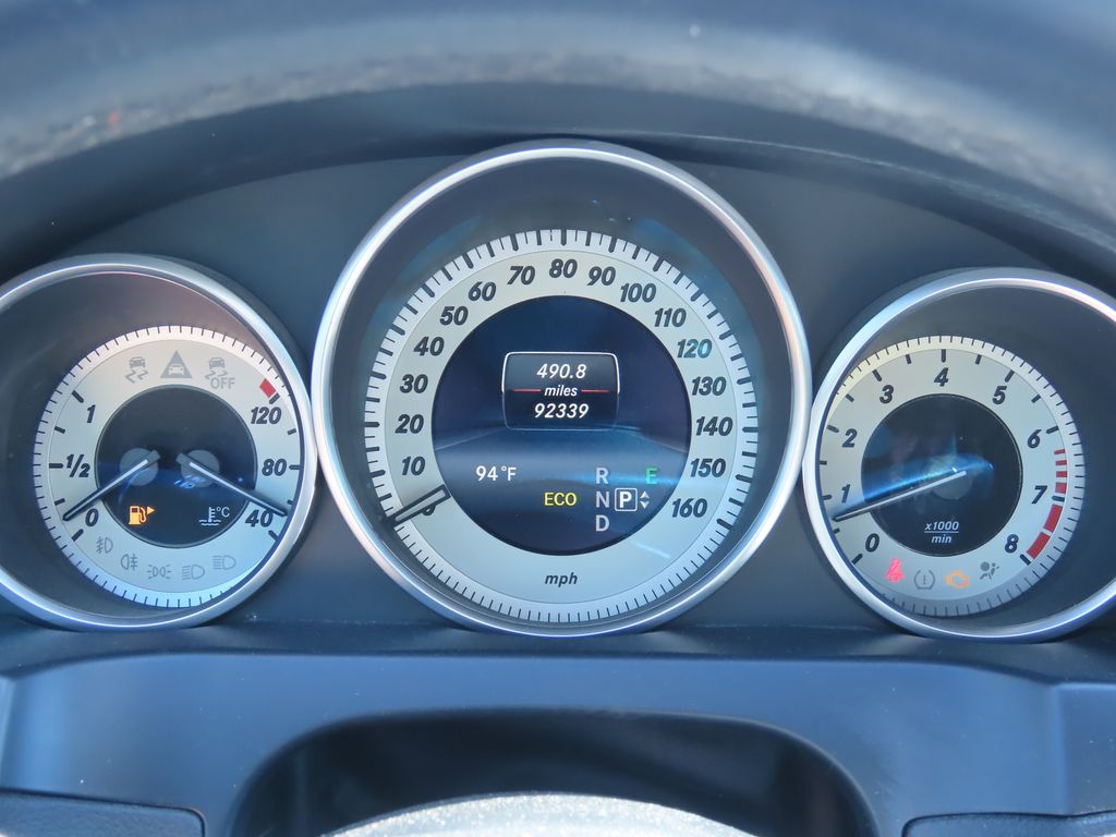 Thumbnail: 2014 Mercedes-Benz E-Class - 19