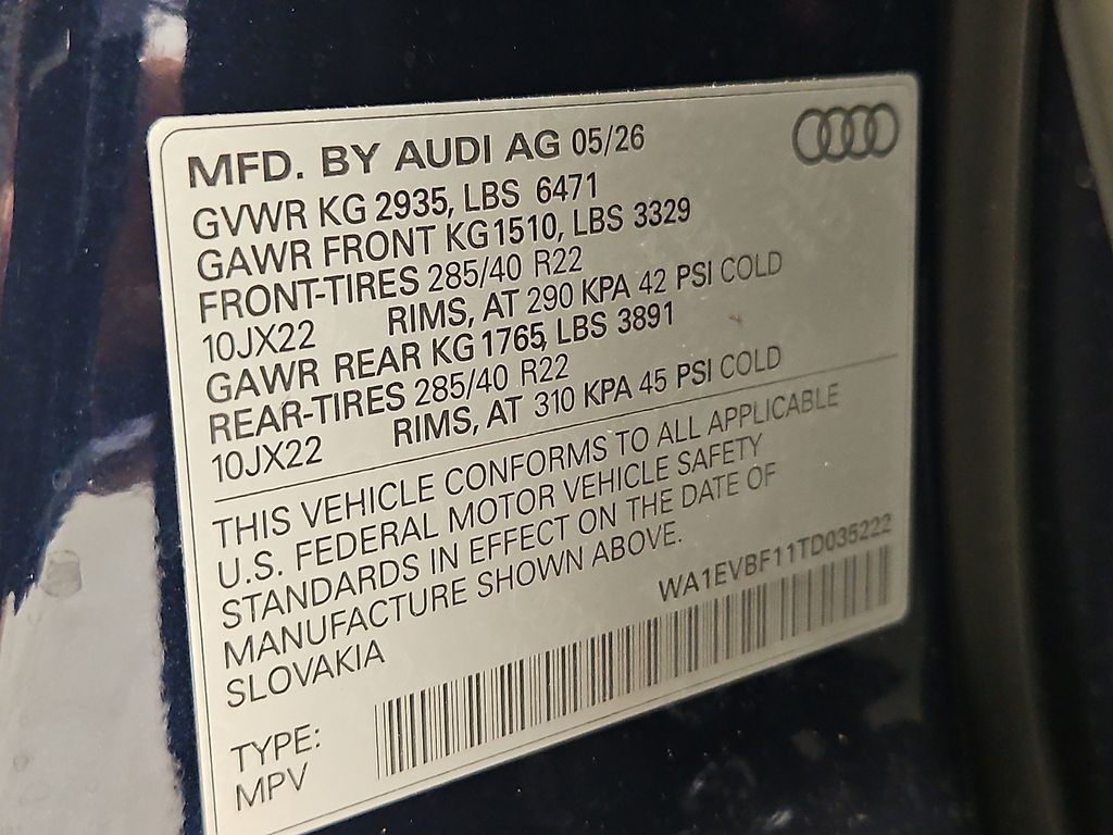 Thumbnail: 2026 Audi Q8 - 19